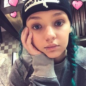 Meet your Posher, Kelsey